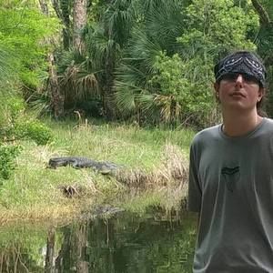 Meet your Posher, Johnathan